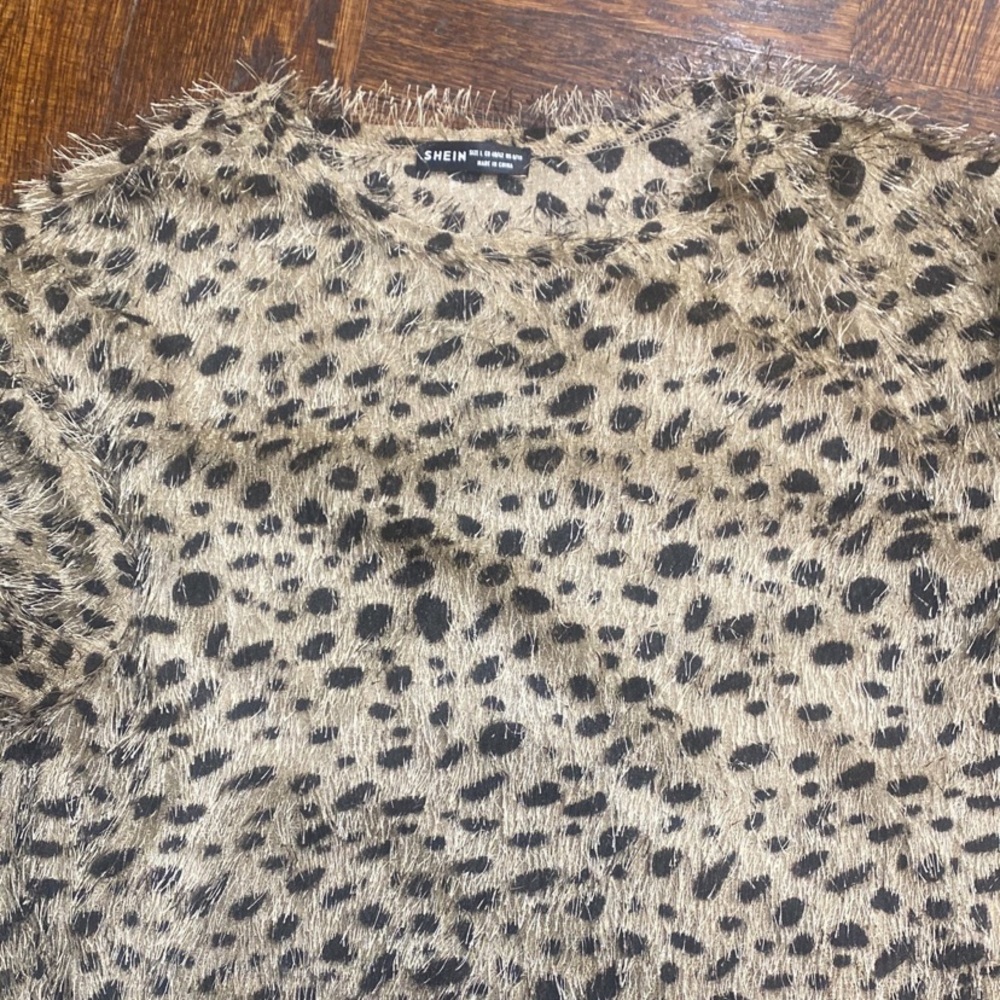 Fuzzy Knit Leopard Sweater - Picture 2 of 2
